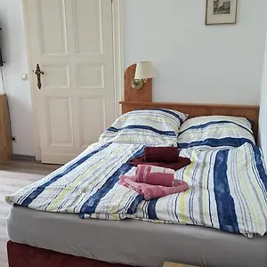 https://pension-hubertus.find-berlin-hotels.com